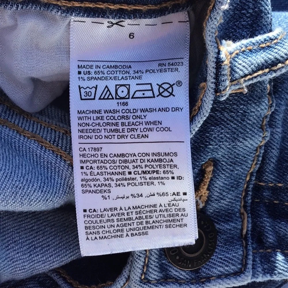 Bundle of Two Old Navy The Power Ankle Jeans Size 6 - Picture 6 of 16
